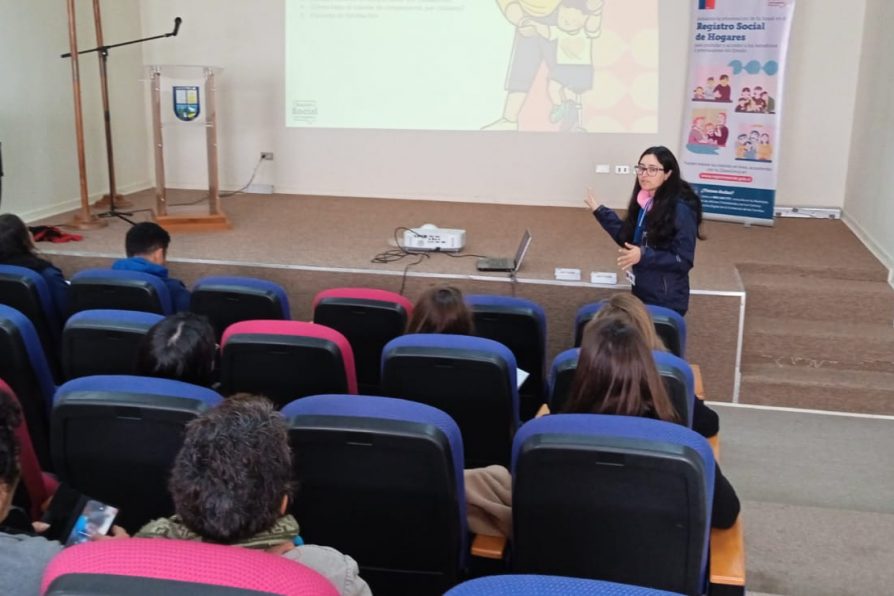 Módulo de Cuidados del Registro Social de Hogares fue presentado por la Delegación en La Estrella