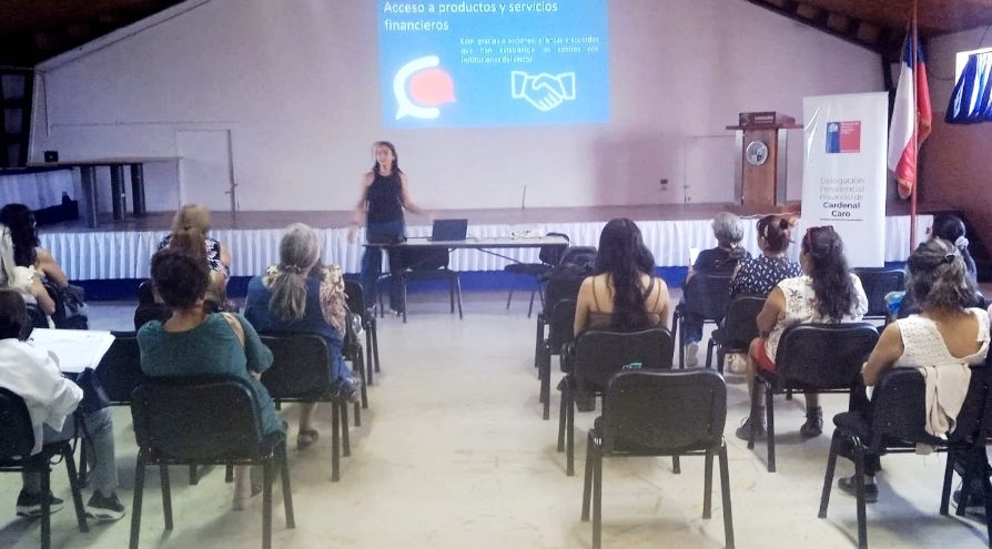 Dan a conocer oferta programática de SERCOTEC en el Mes de la Mujer